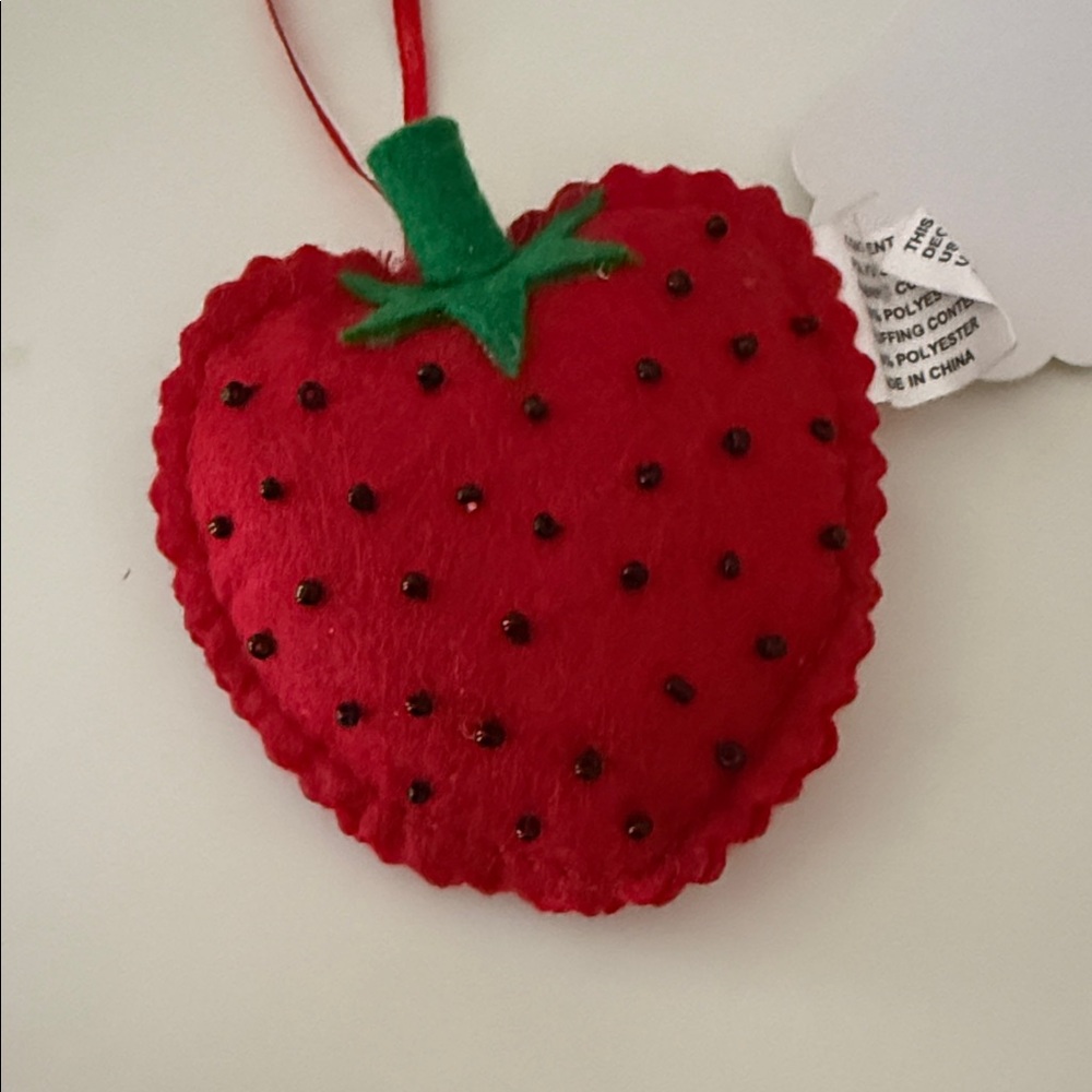 NWT Ballards Red Strawberry Felt Ornament